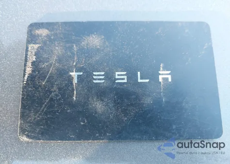 2024 Tesla Model Y Long Range Dual Motor All-Wheel Drive из США, поврежденный, VIN 7SAYGDEE6RF204989